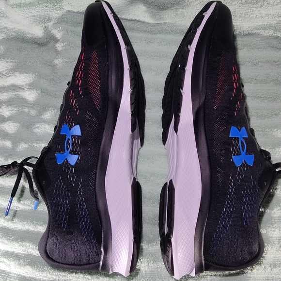 UA Charged Bandit 6 Running Shoes  Men\'s Size 10.5 main image 4